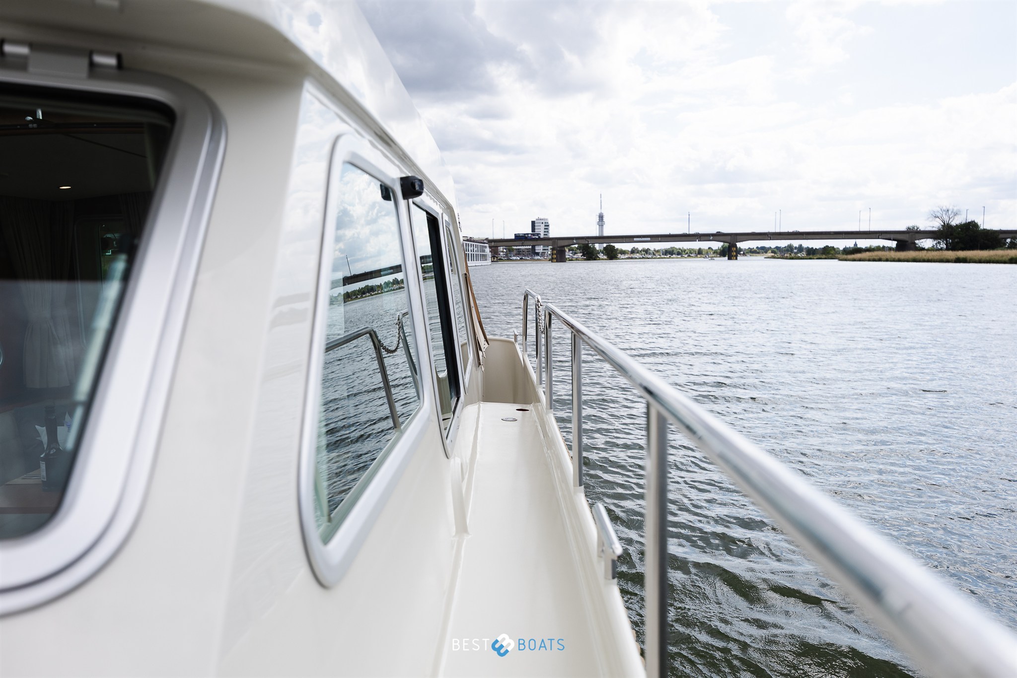 foto: 18 Linssen Grand Sturdy 35.0 Sedan