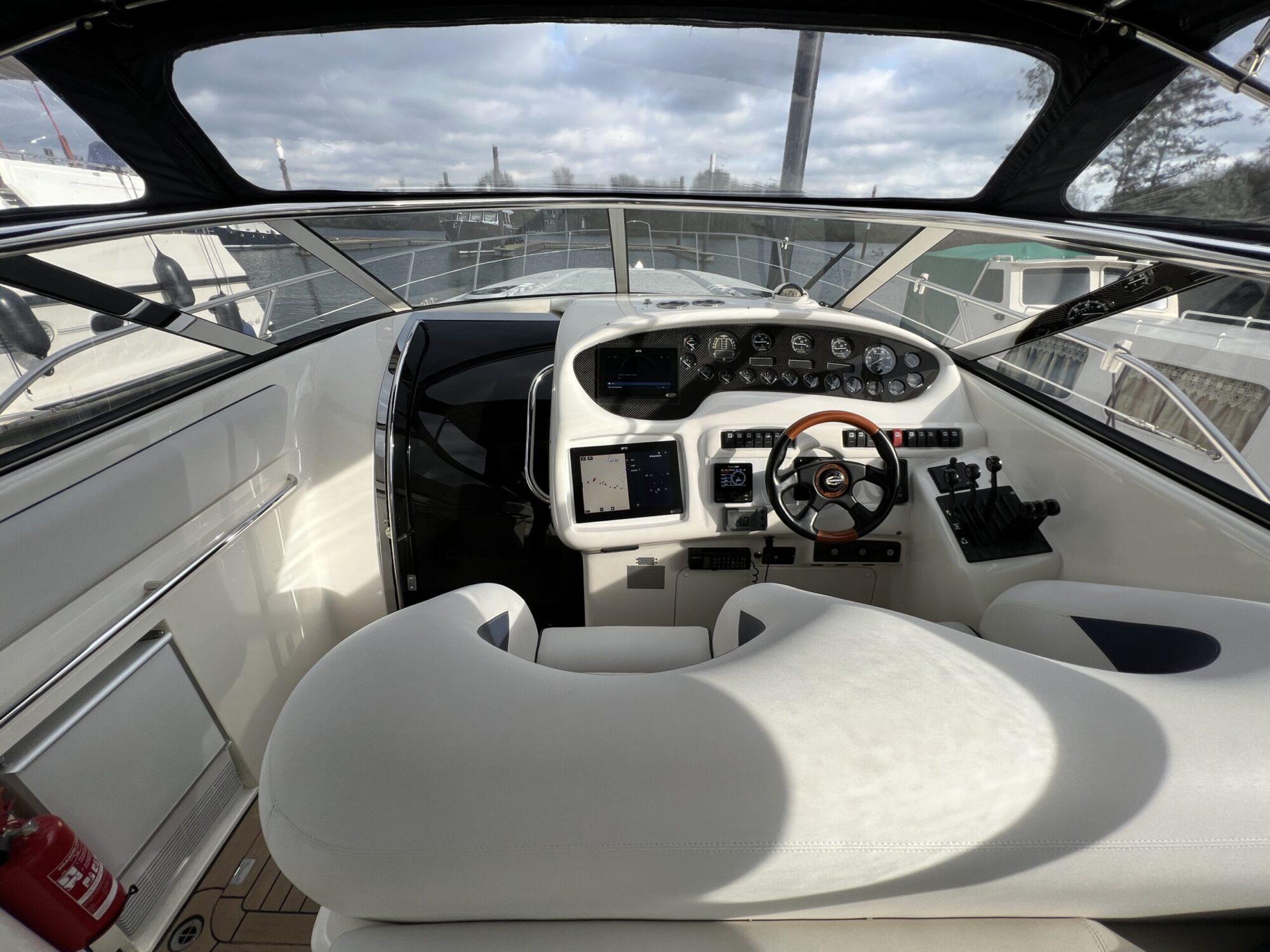 foto: 18 Sunseeker Sunseeker Superhawk 48 Cabrio