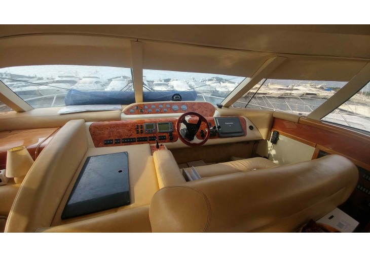 foto: 7 Sealine T 52