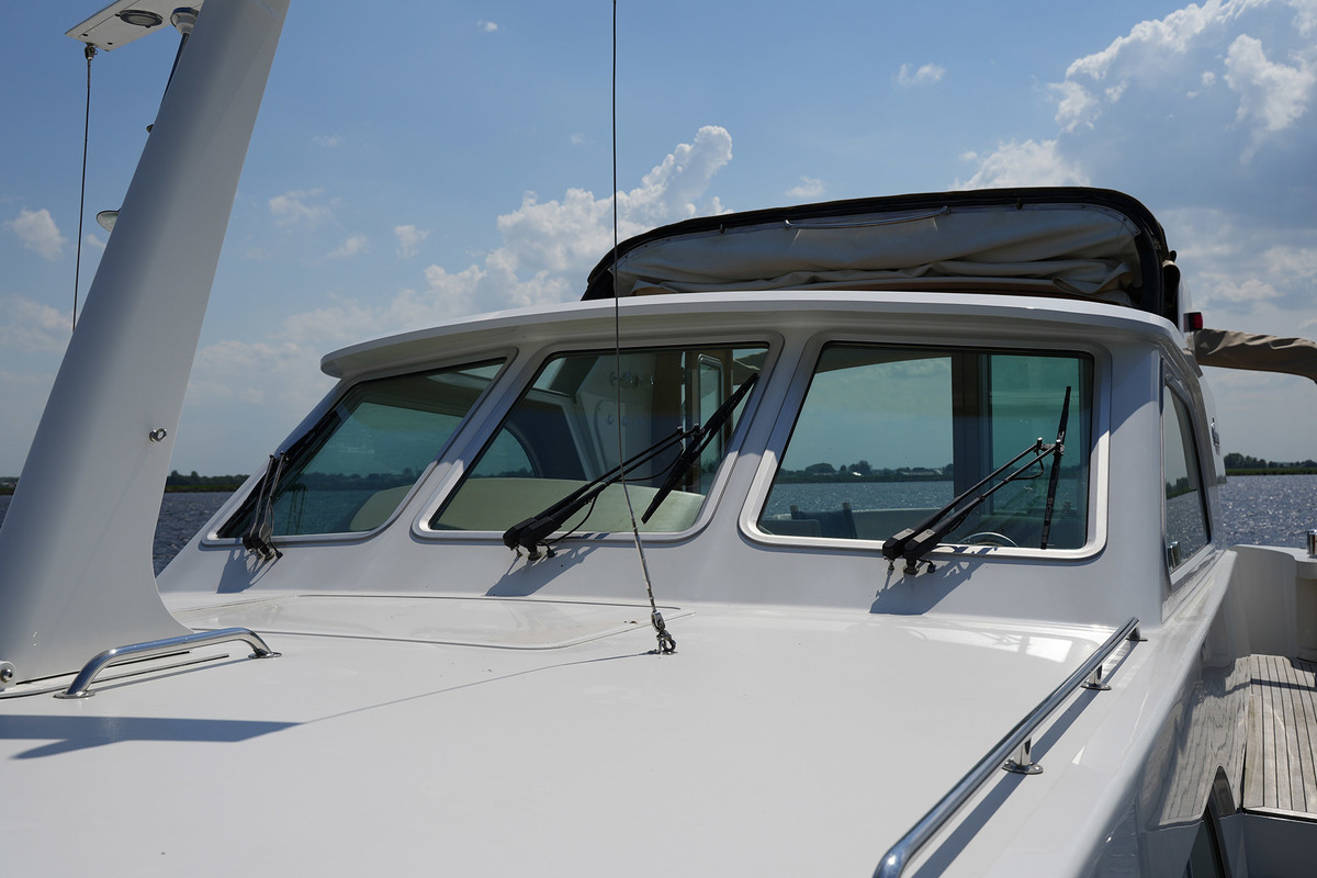 foto: 77 Linssen Grand Sturdy 500 Variotop Mark II