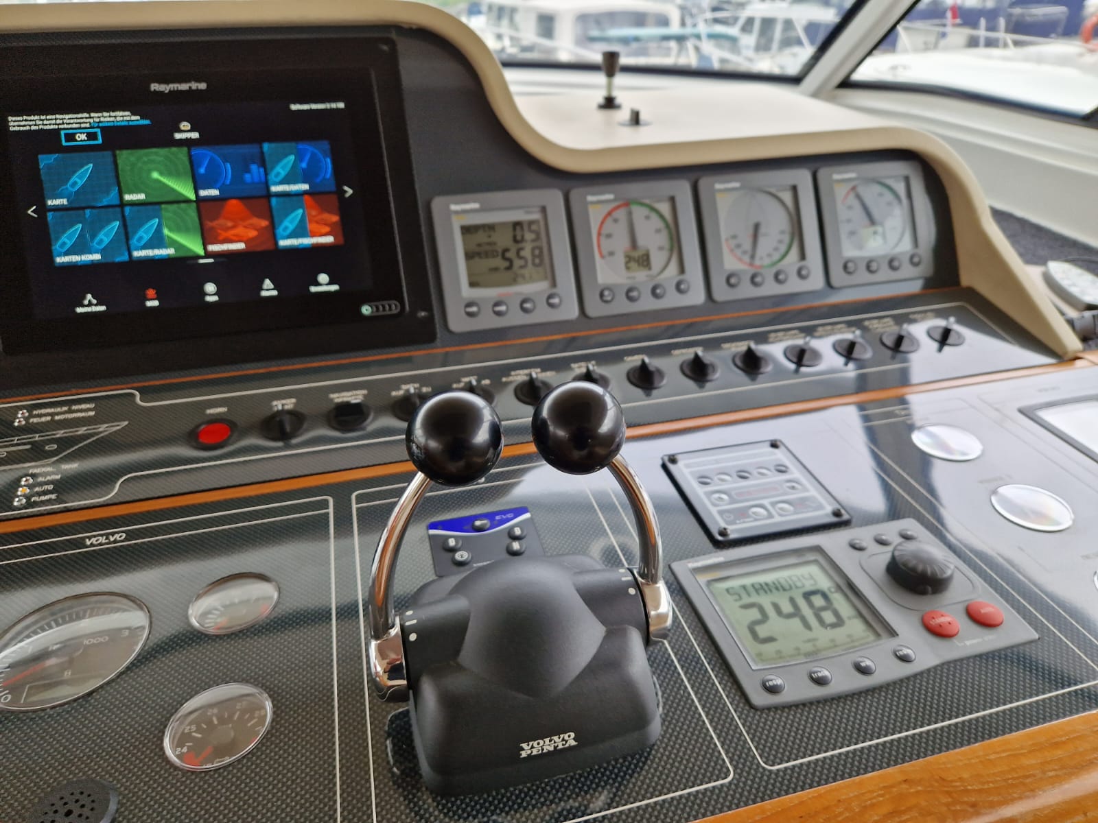 foto: 17 Valk Continental 15.50 HT
