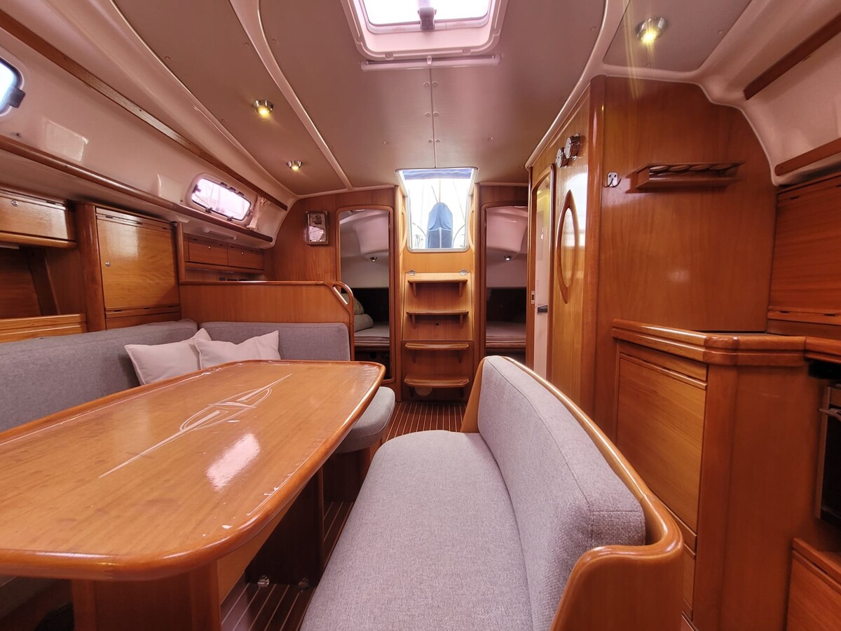 foto: 19 Bavaria 42-3 Custom Line