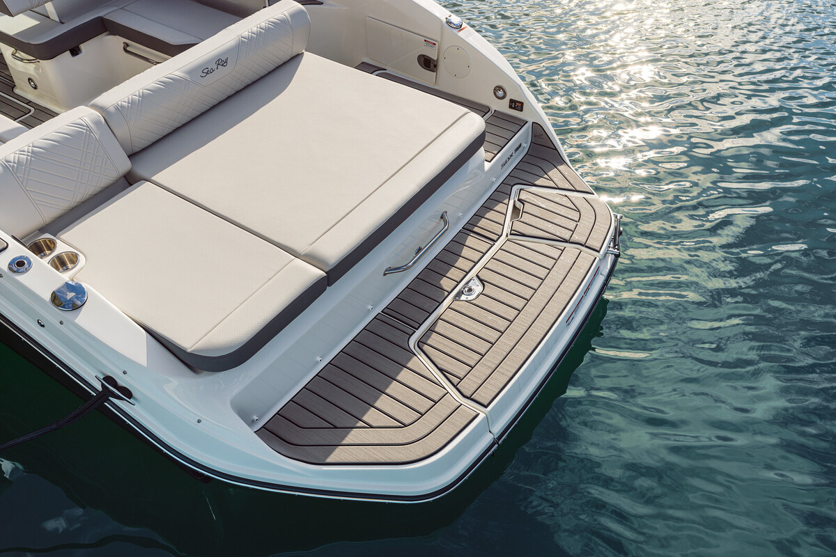 foto: 13 Sea Ray SDX 250  