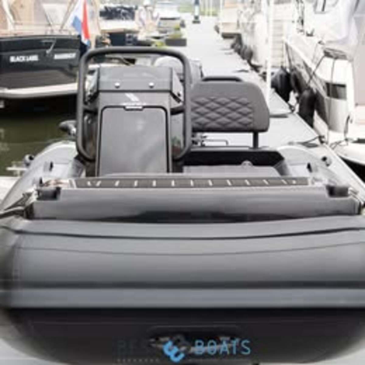 foto: 5 Highfield Sport 330