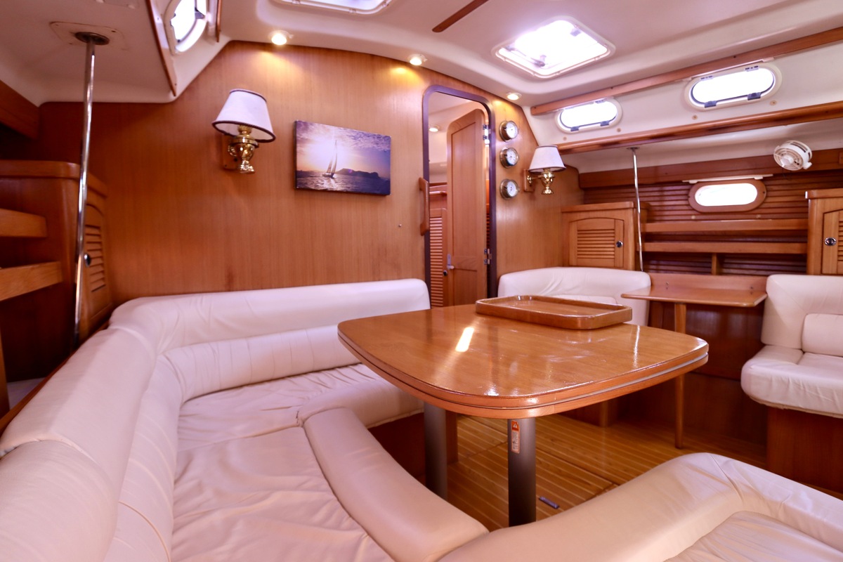 foto: 21 Catalina 470