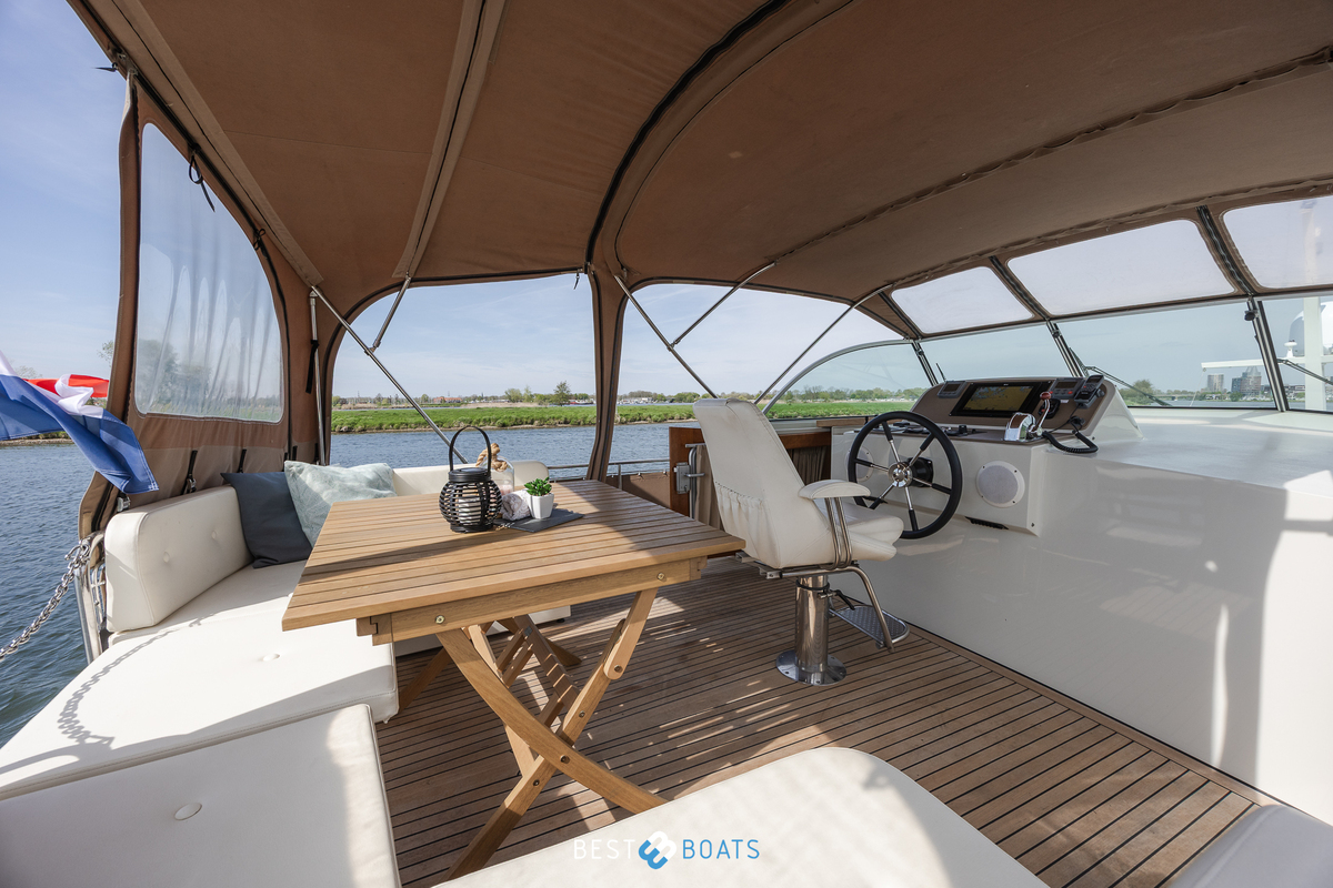 foto: 31 Linssen Grand Sturdy 43.9 AC
