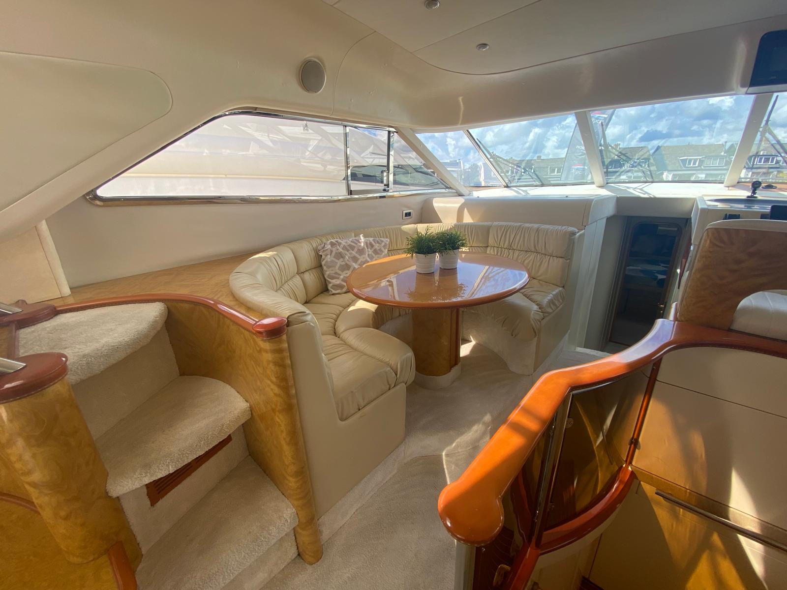 foto: 19 Princess 60 Fly