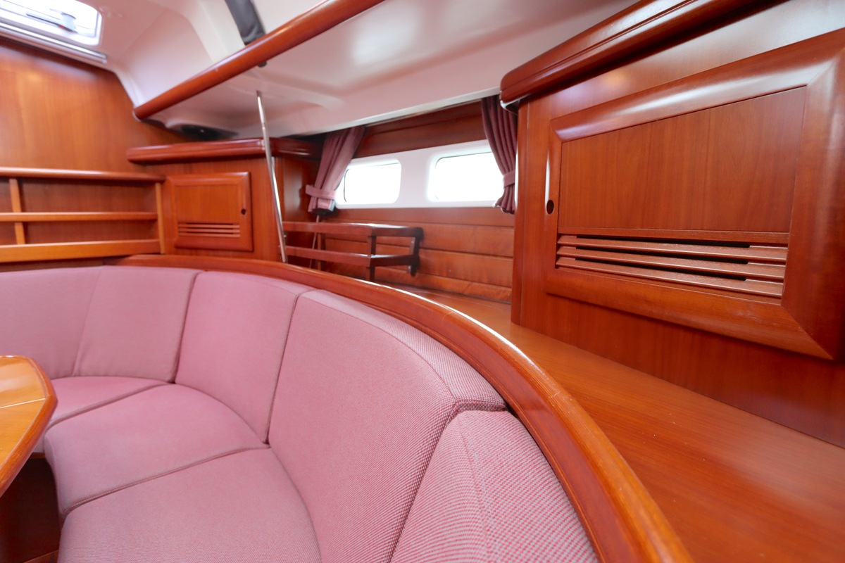 foto: 38 Beneteau Oceanis 423 Clipper 
