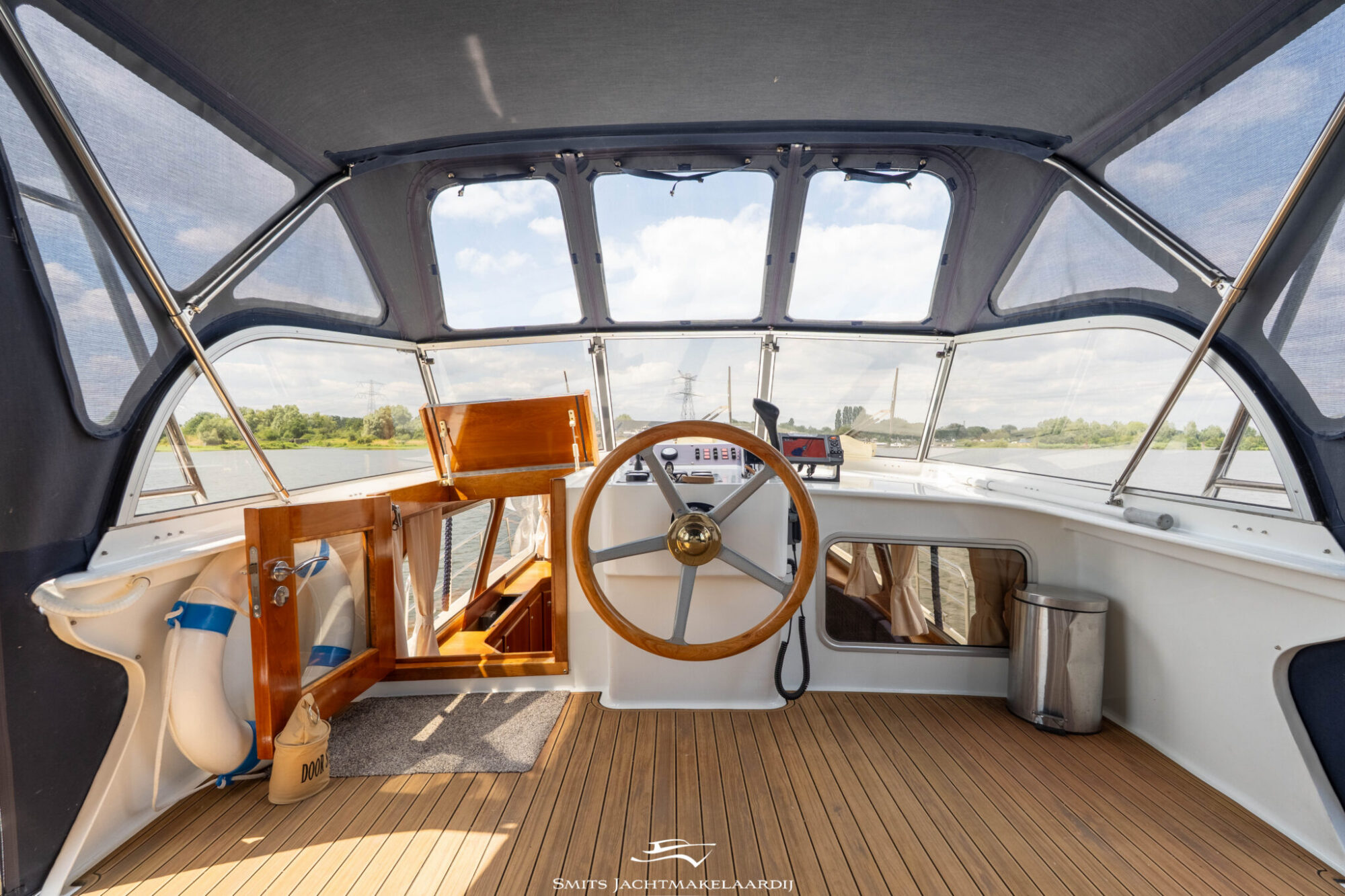 foto: 37 Amirante Amirante Kruiser 12.50 AK Cabrio