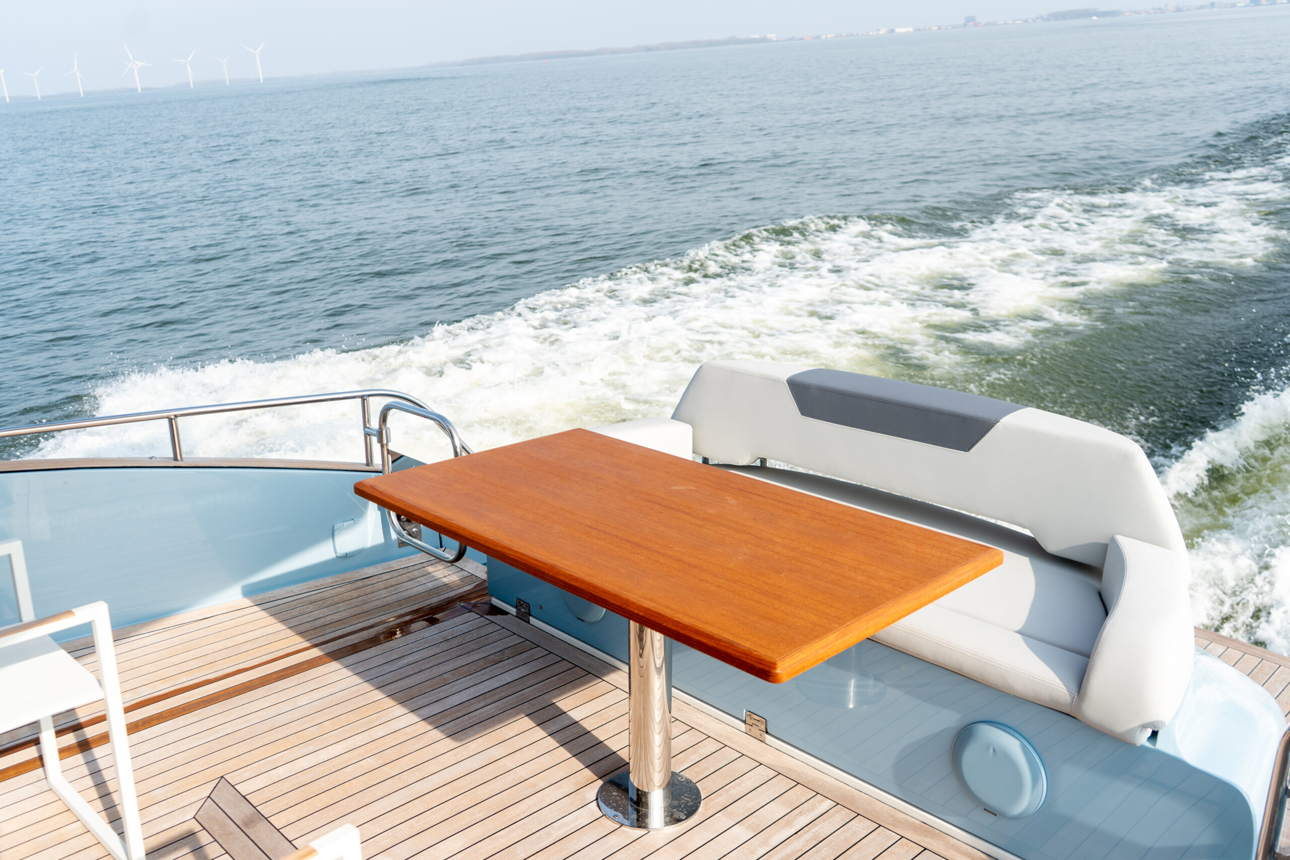foto: 23 Solaris Power 48 Coupé