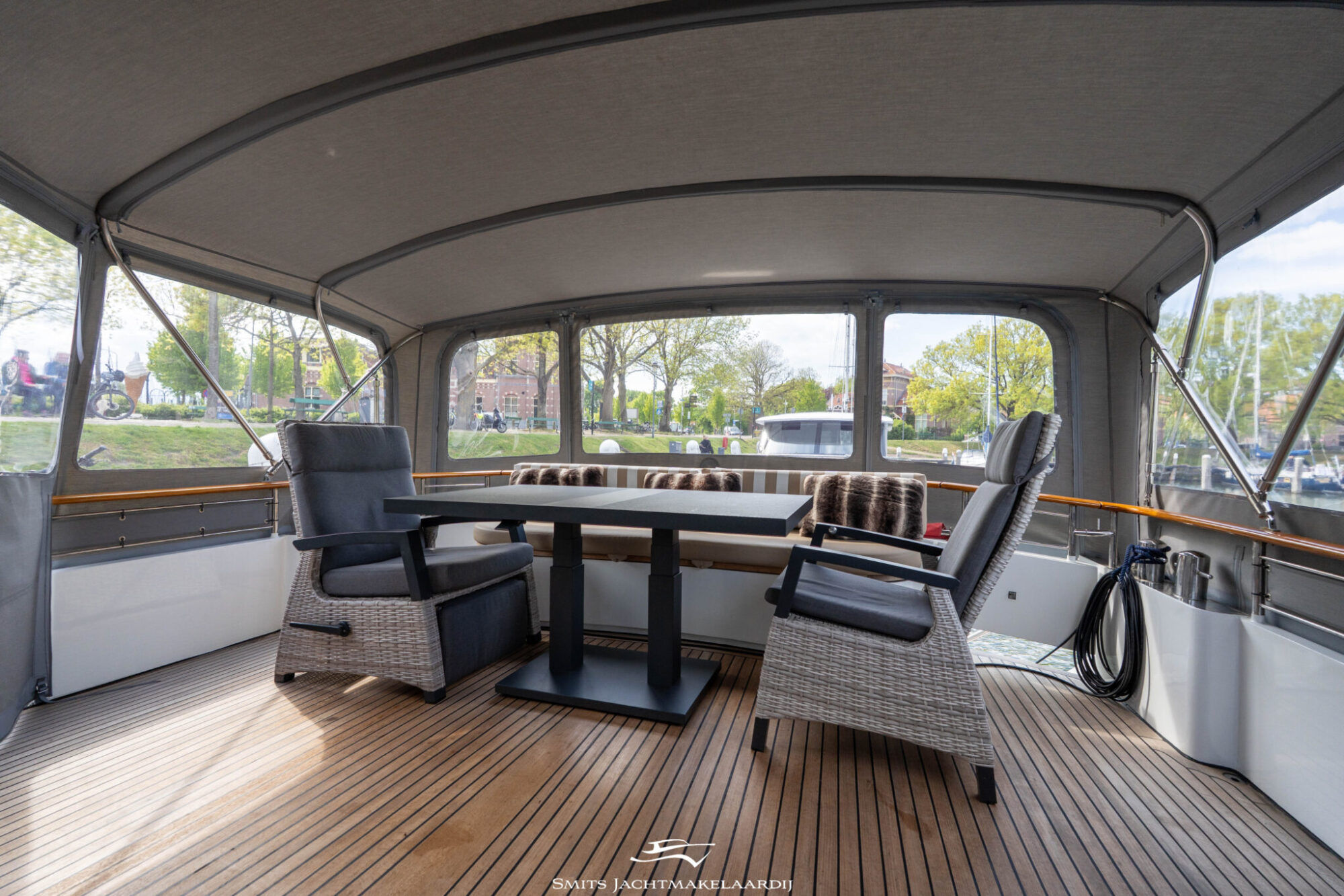 foto: 33 Van den Hoven Van den Hoven Allure 155 Cabrio