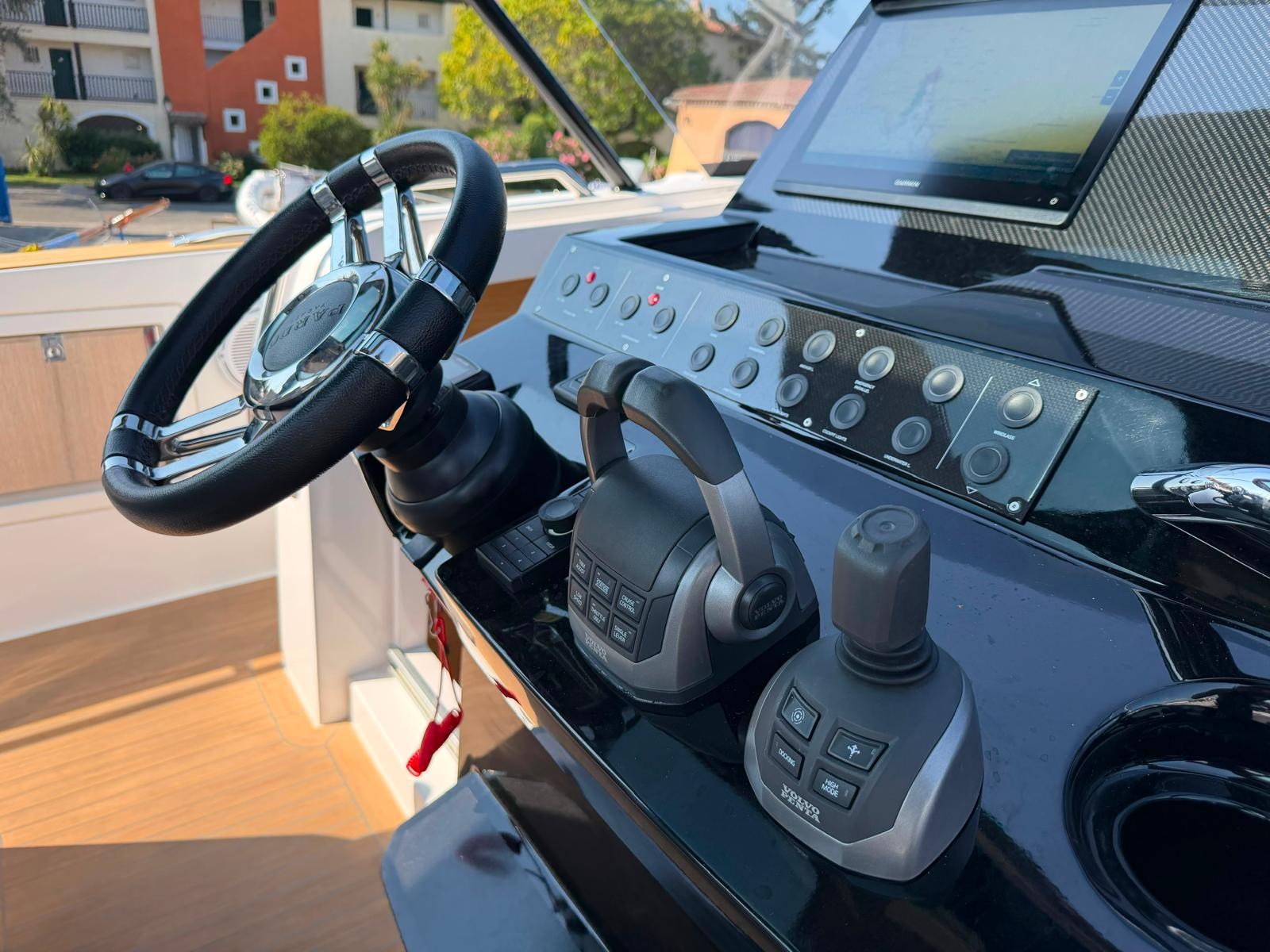 foto: 12 Pardo Yachts 38