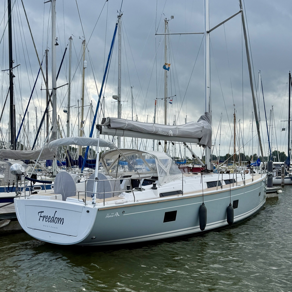 foto: 34 Hanse 458