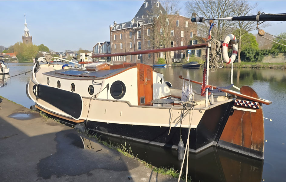 foto: 16 Zeeschouw 9.60