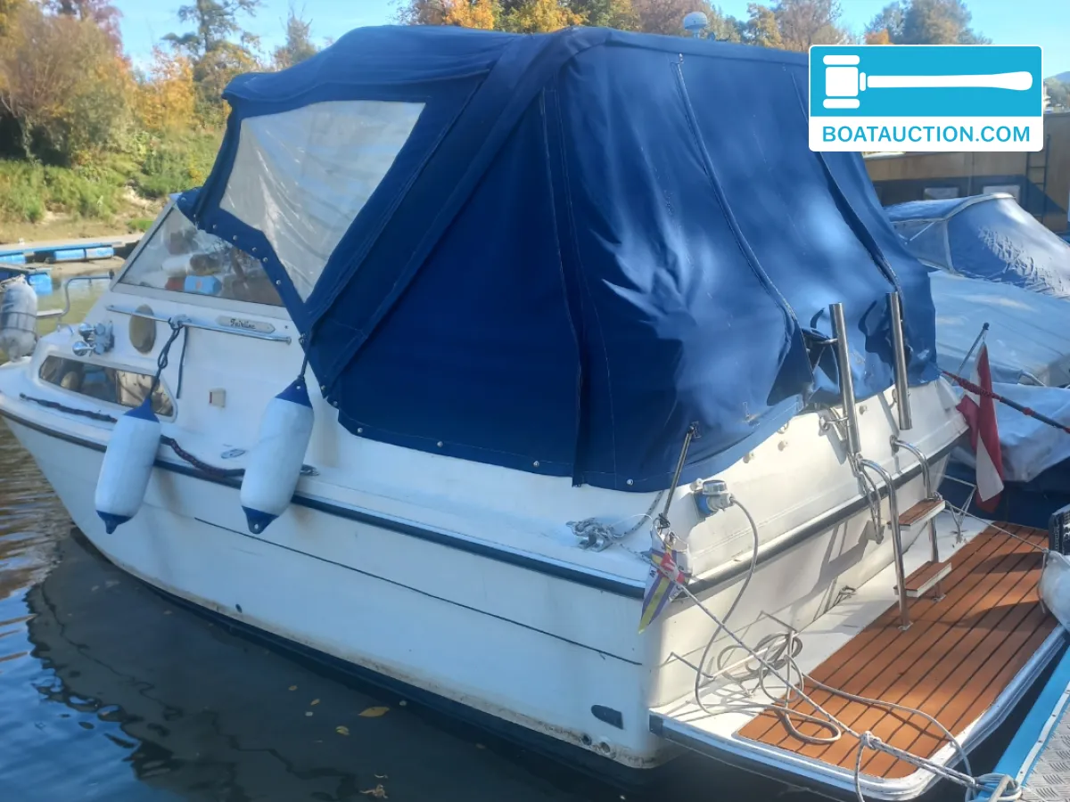 hoofdfoto: 1 Fairline 21