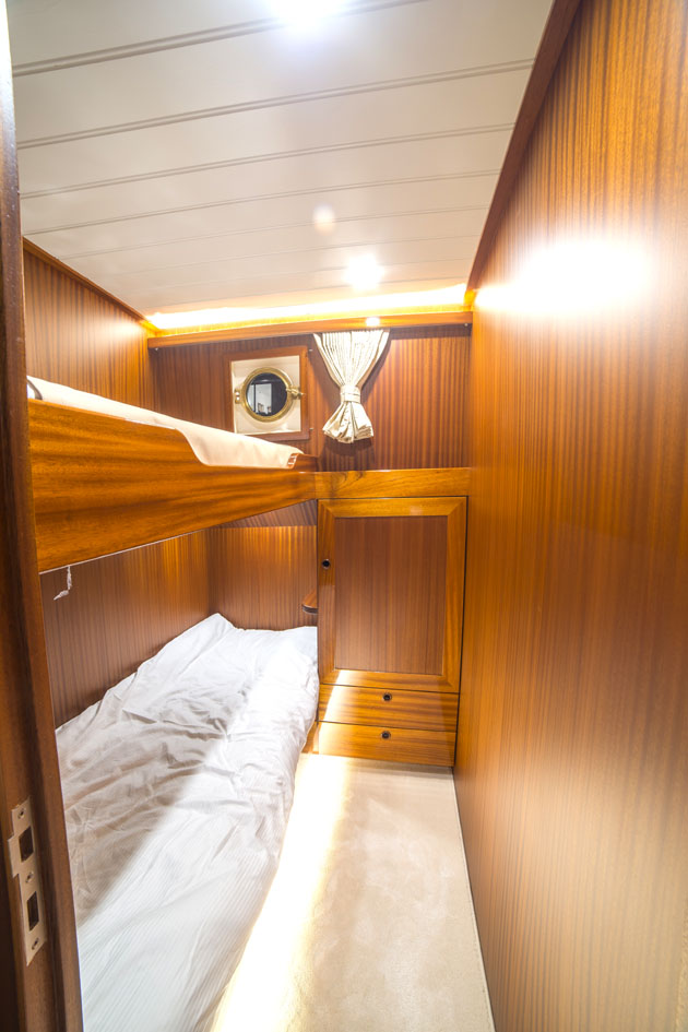 foto: 30 Luxe Motor Cruise 19.75