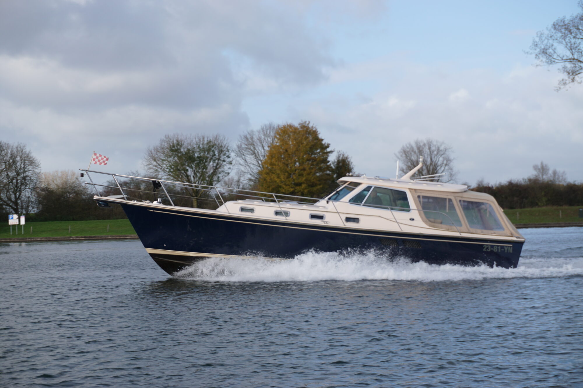 foto: 45 Island Packet Island Packet Craft 360 Express