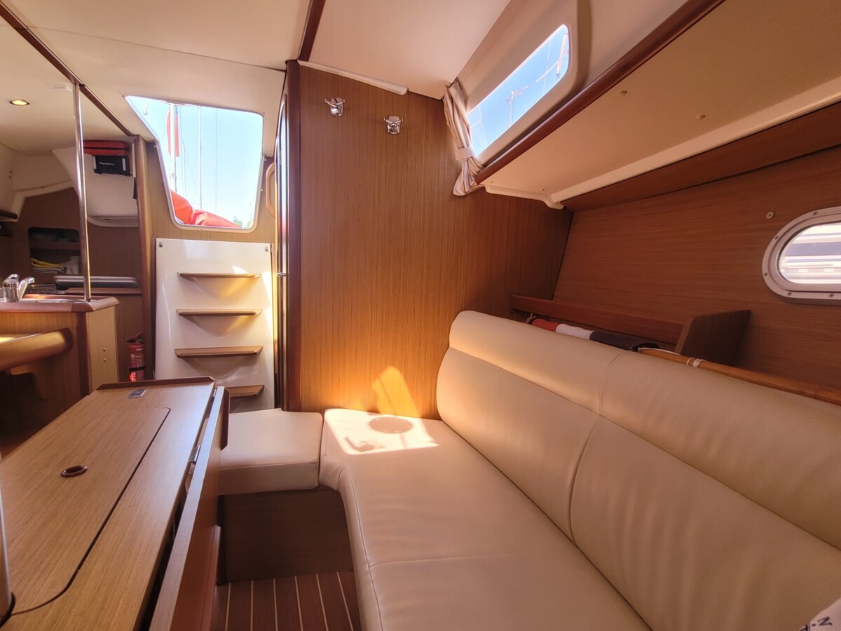foto: 18 Jeanneau Sun Odyssey 32i 