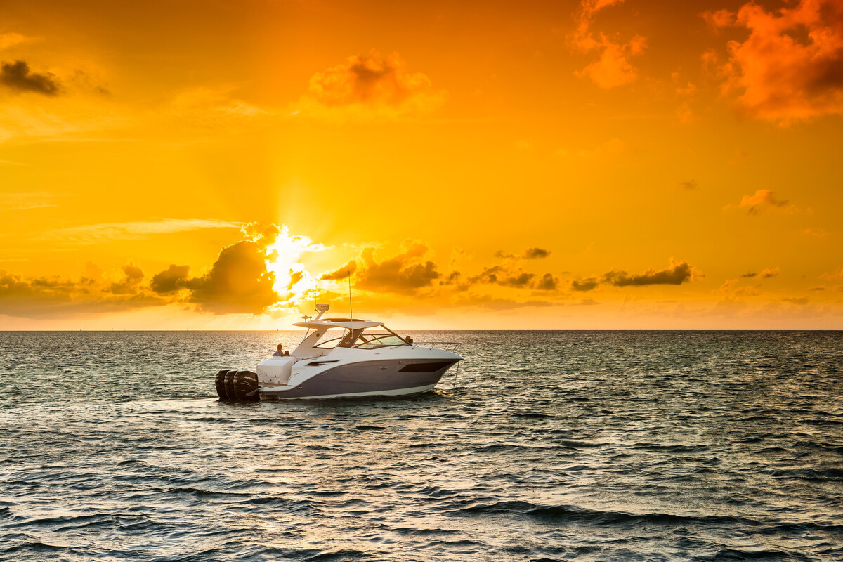 foto: 16 Sea Ray Sundancer 320 OB