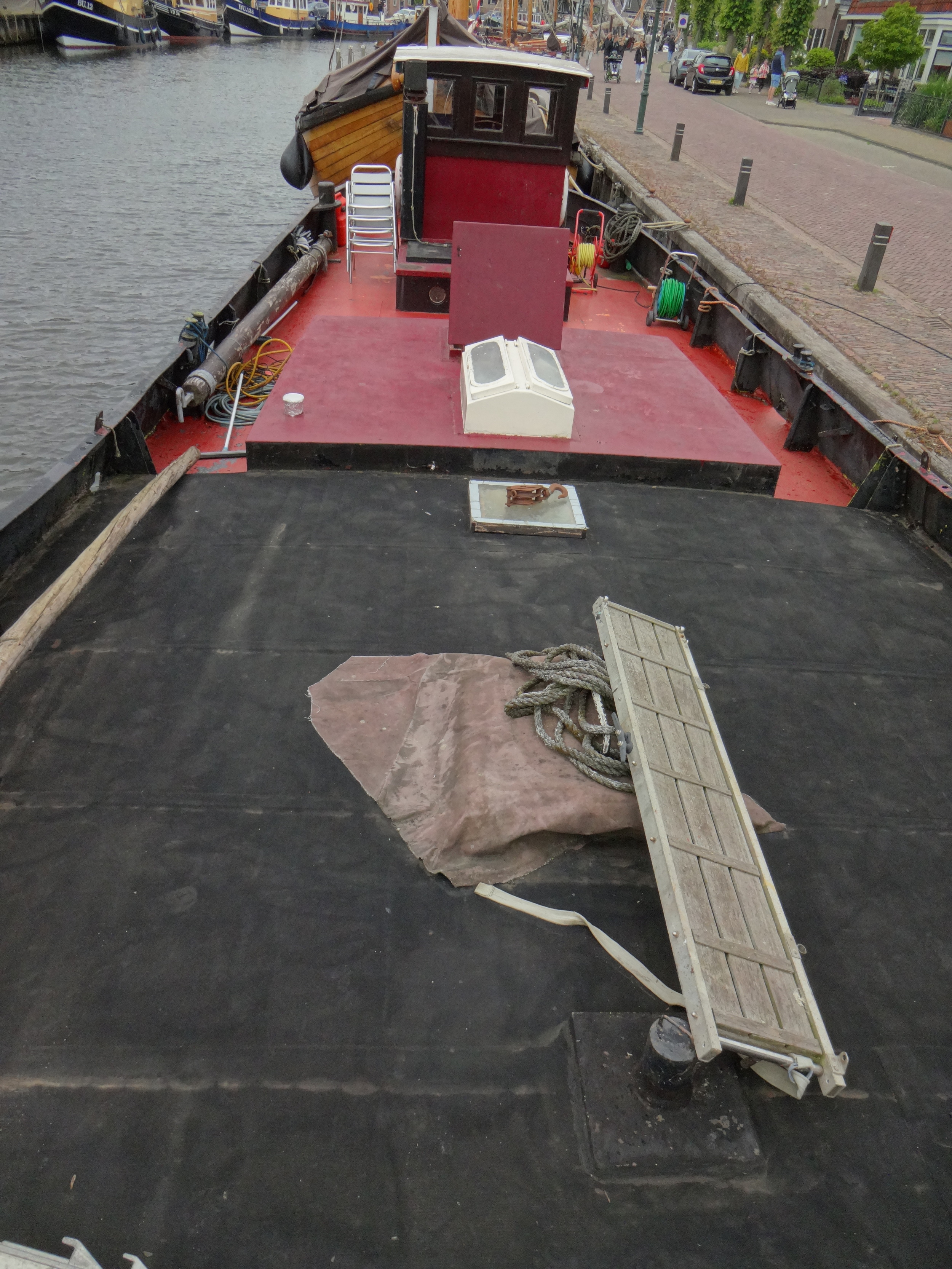 foto: 11 Noordzee Botter 1500 Motor/woonboot