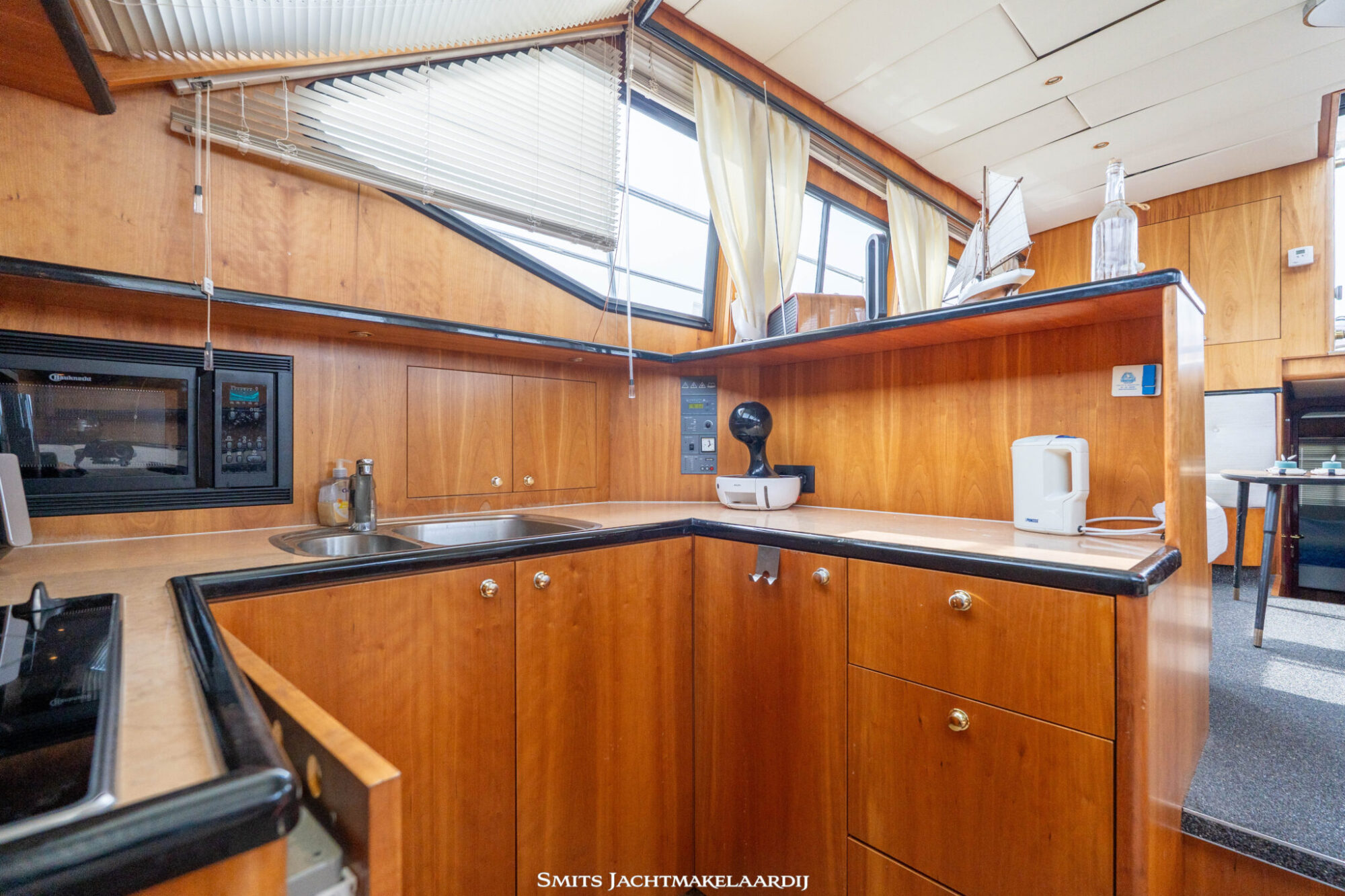 foto: 21 Pacific Pacific Allure 148 VS