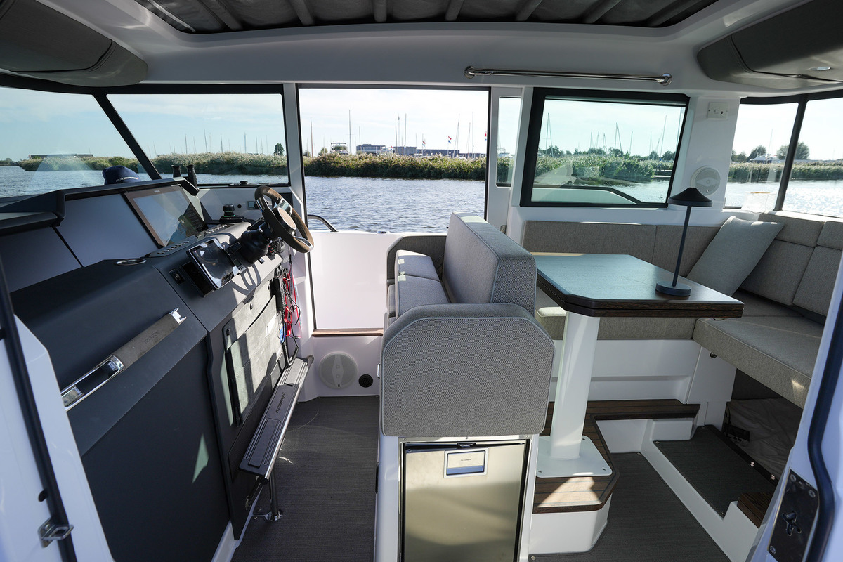 foto: 52 Axopar  37 XC Cross Cabin Mediterrana Edition