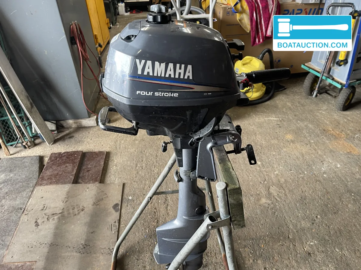 hoofdfoto: 1 Yamaha buitenboordmotor