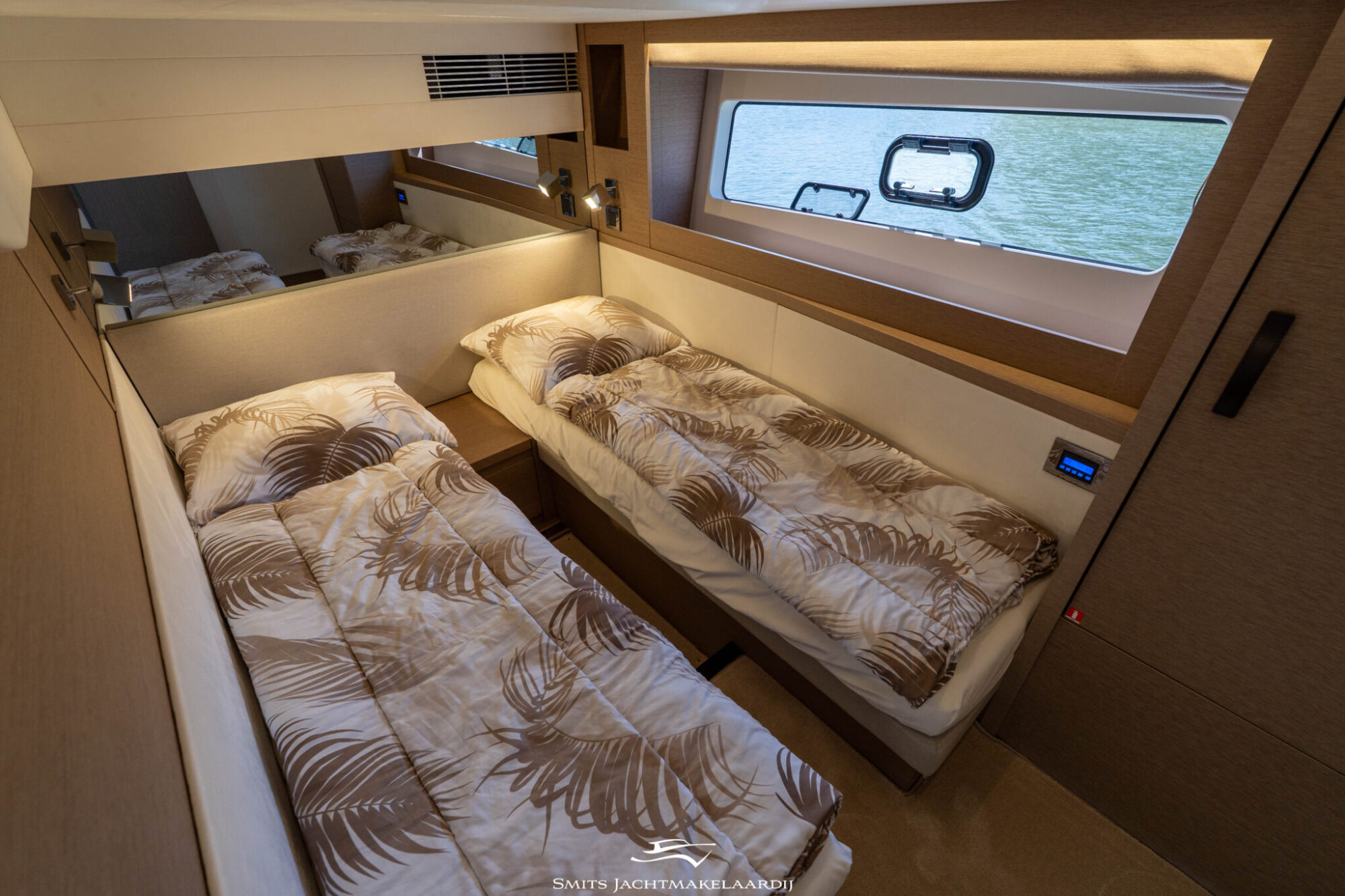 foto: 117 Prestige Prestige 590 Flybridge