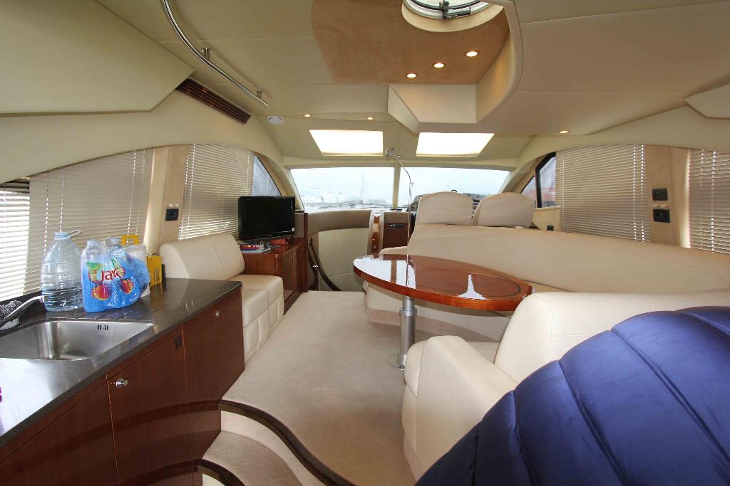 foto: 14 Sealine  T50