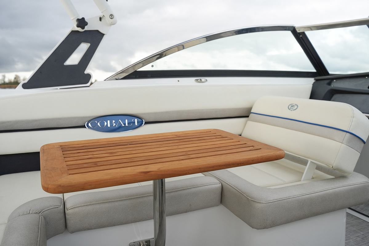 foto: 23 Cobalt CS23