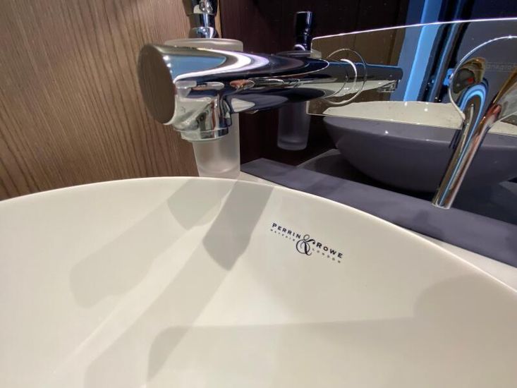 foto: 9 Princess V 40