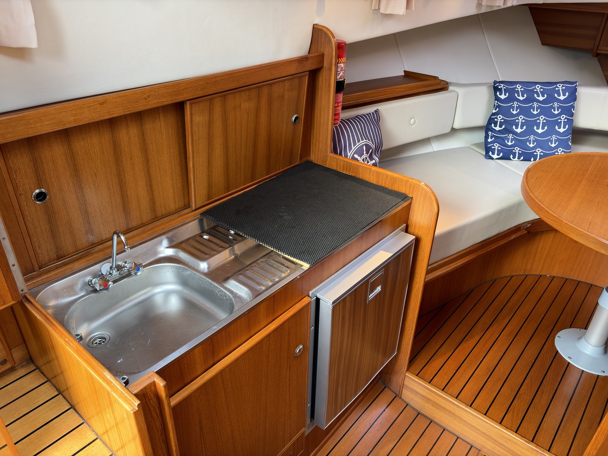 foto: 6 Antaris  Mk 825 