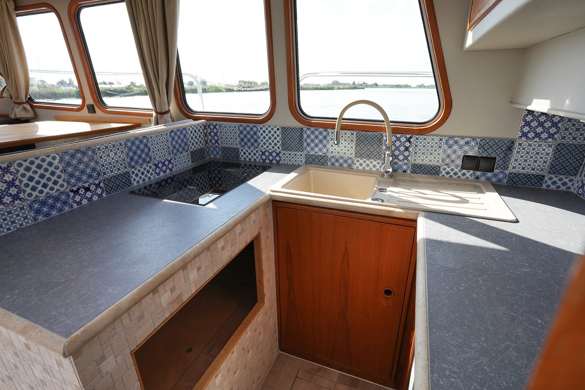 foto: 28 Hellingskip 1100 AK