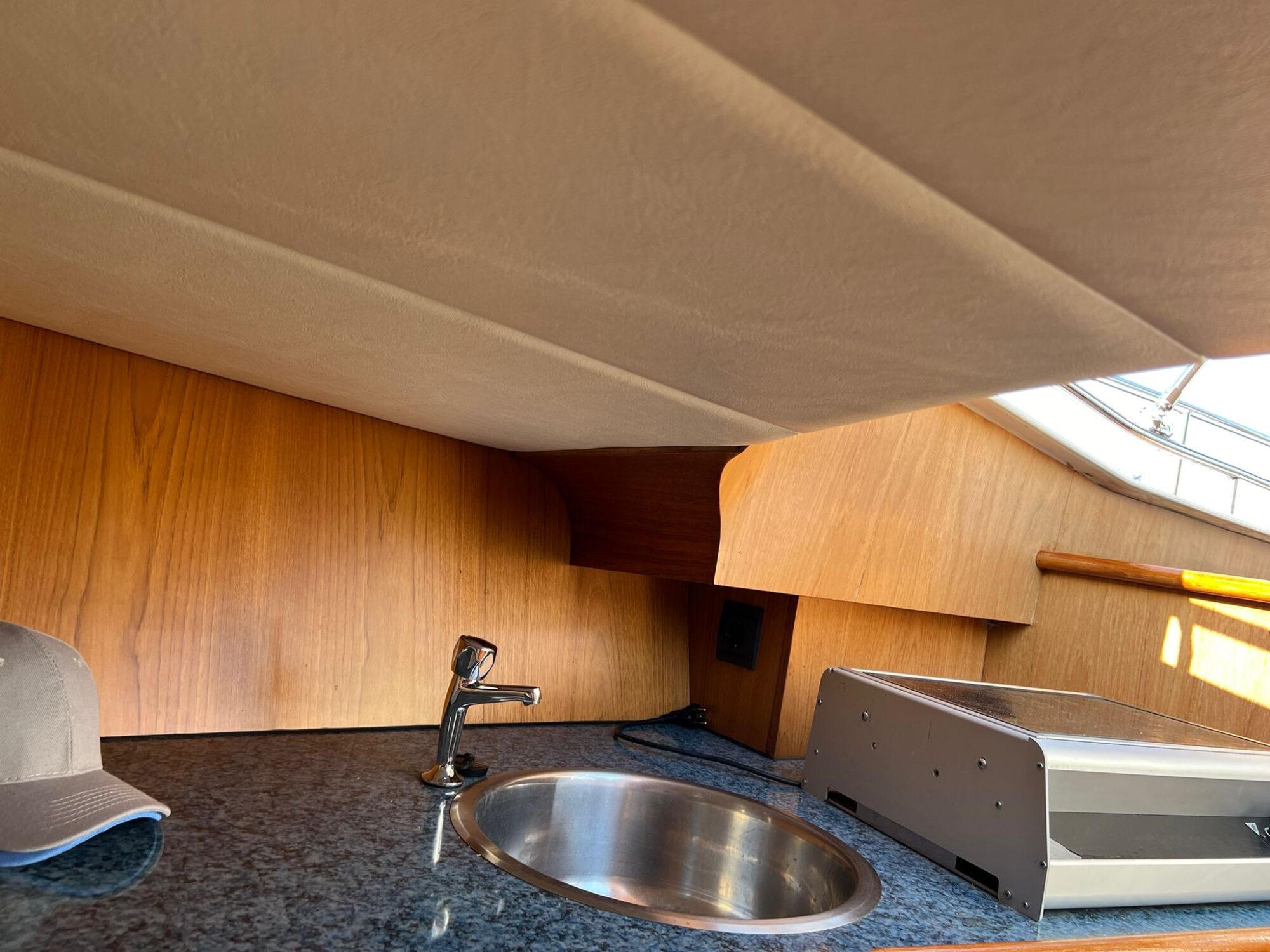 foto: 15 Valkkruiser Valkkruiser 8.50 Cabinsloep