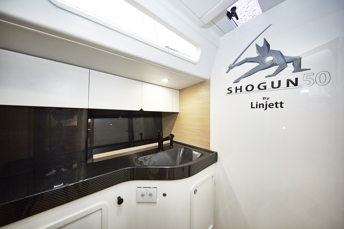 foto: 15 Shogun 50