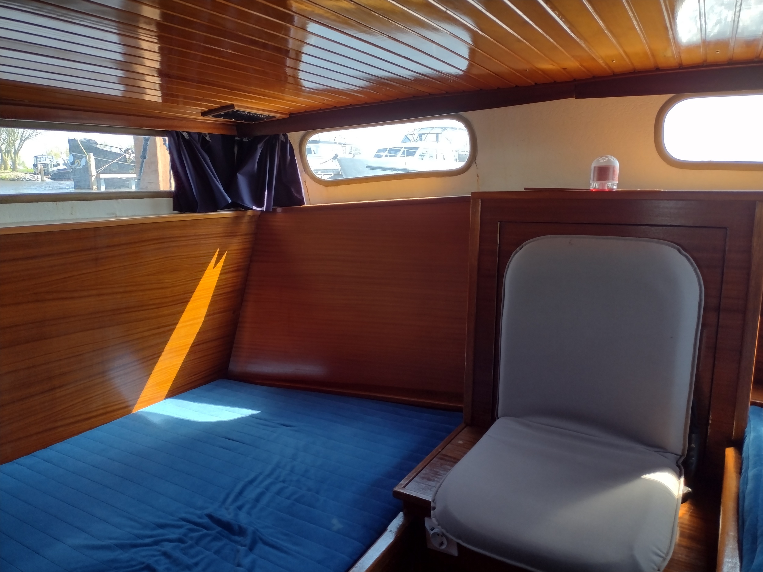 foto: 36 Middelzee Kruiser 1100 AK