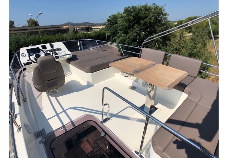 foto: 16 Prestige 420