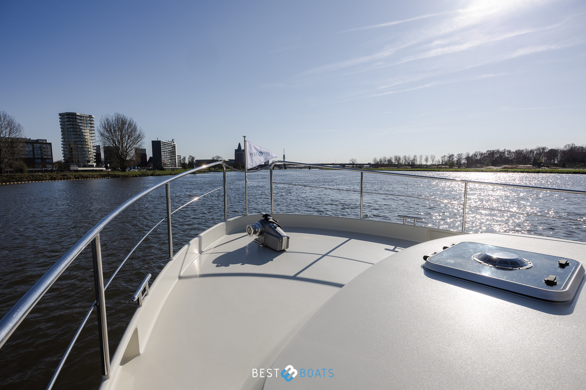 foto: 24 Linssen  Grand Sturdy 40.0 AC