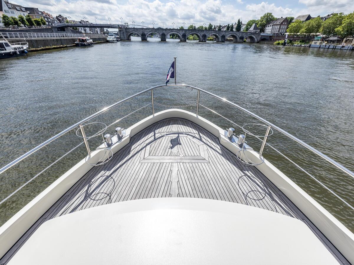 foto: 57 Linssen  Grand Sturdy 500 Variotop