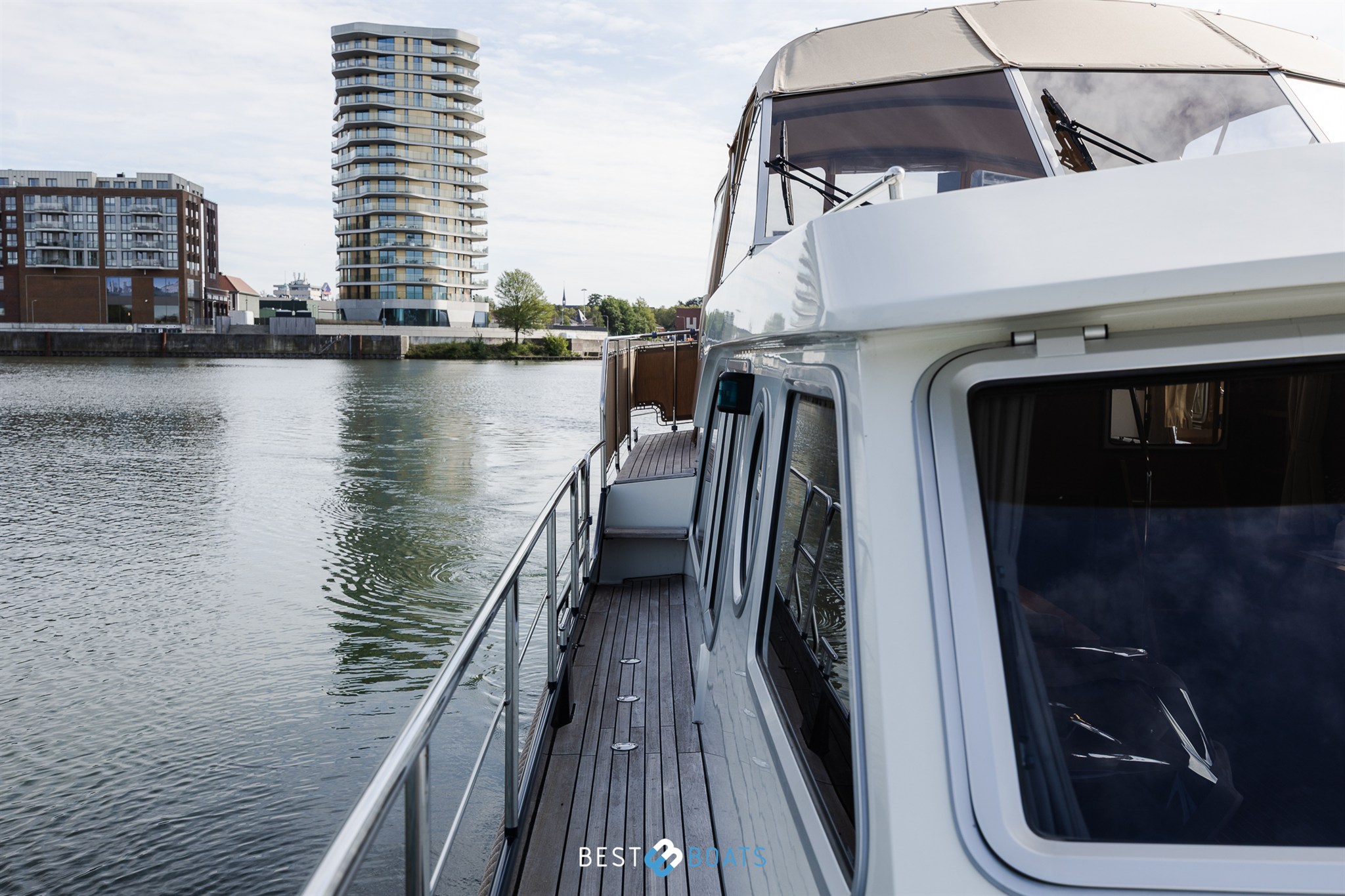 foto: 35 Linssen Grand Sturdy 43.9 AC