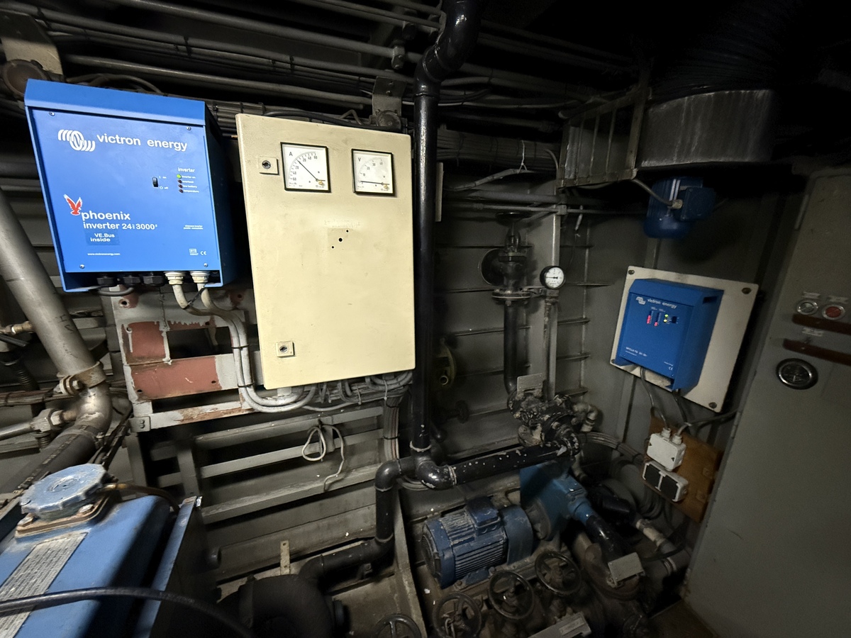 foto: 30 Ex-Patrouille Vaartuig Varend Woonschip