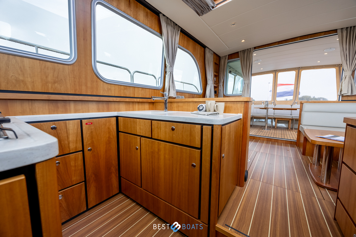 foto: 21 Linssen Grand Sturdy 40.0 Sedan