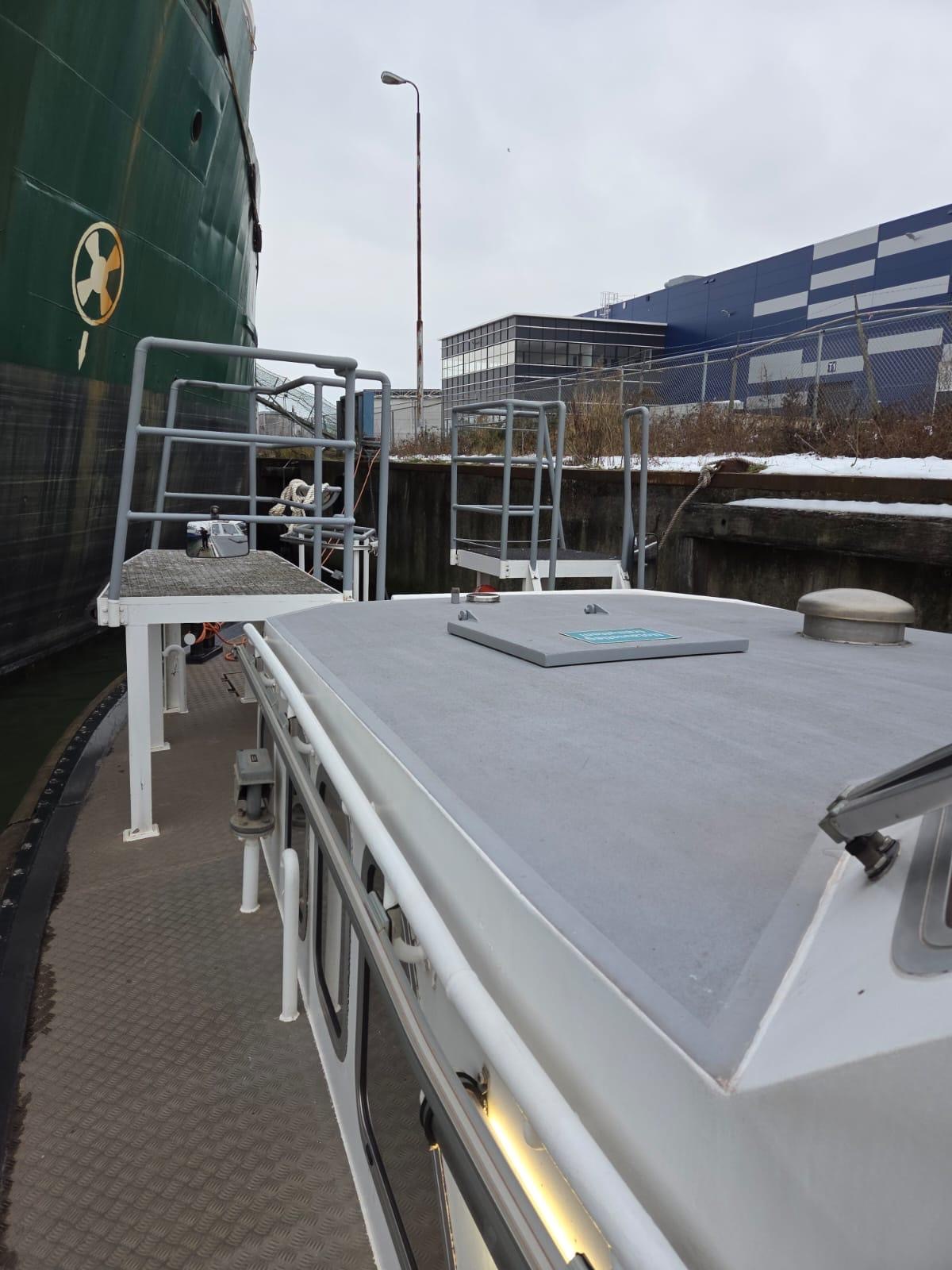 foto: 17 Ex Loodsboot 16.00