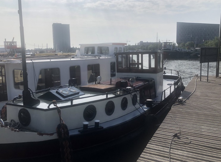 foto: 10 Sleepboot Amsterdammer