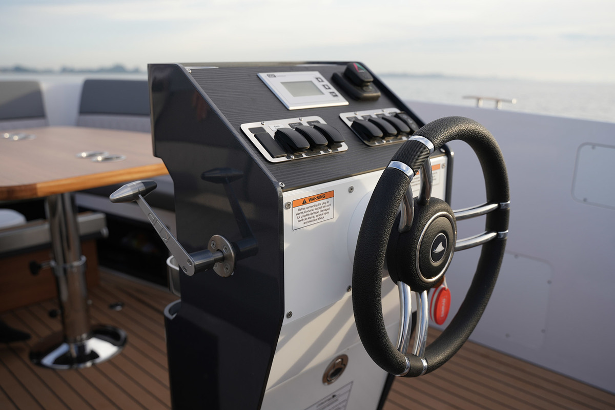 foto: 26 Alfastreet Marine 21 Open Electric