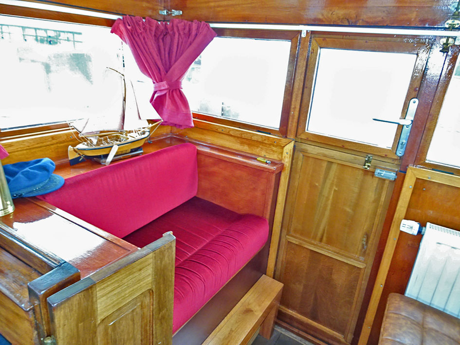 foto: 24 Spits B&B Varend Woonschip 39.09 met CvO