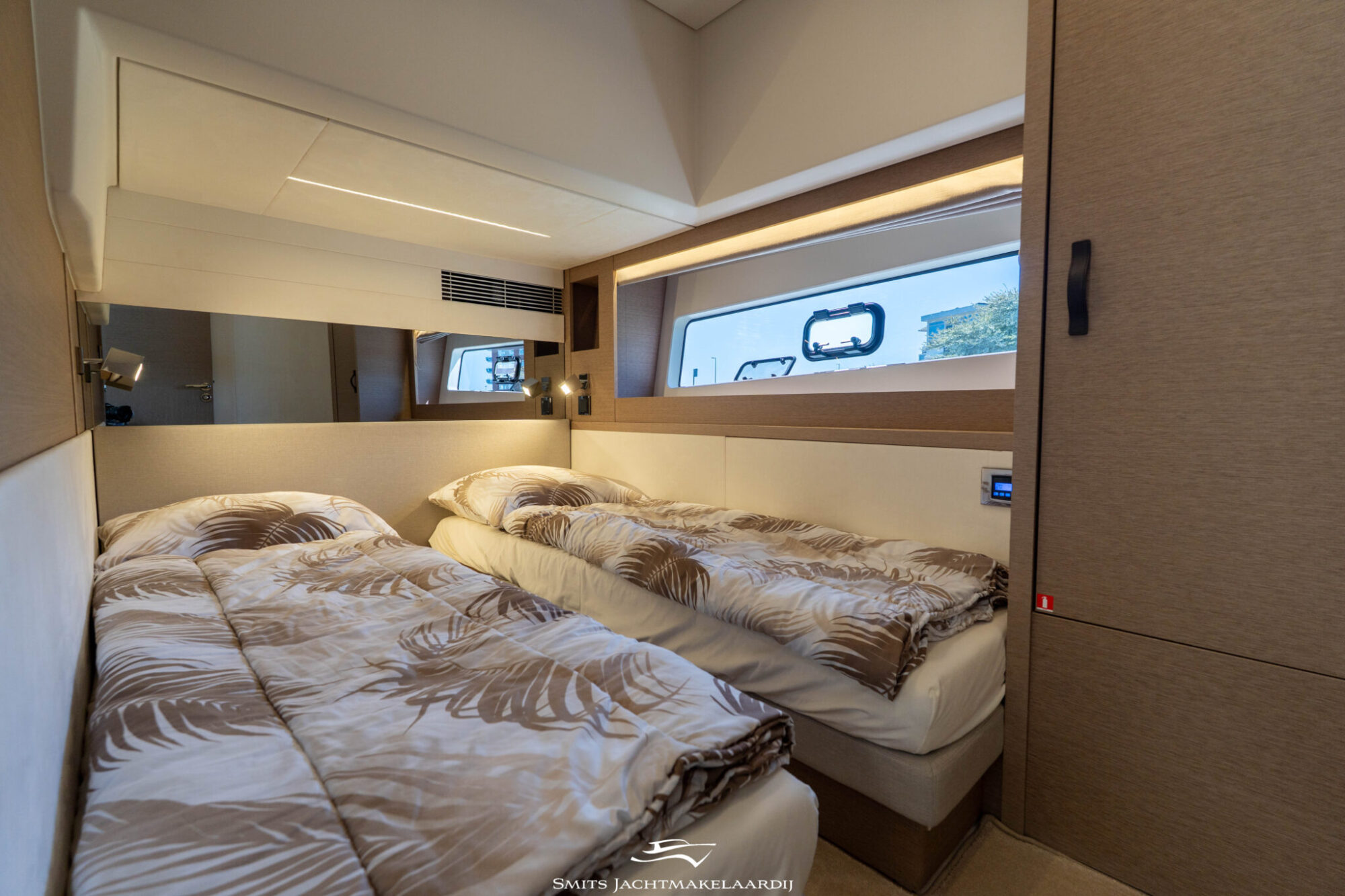 foto: 119 Prestige Prestige 590 Flybridge