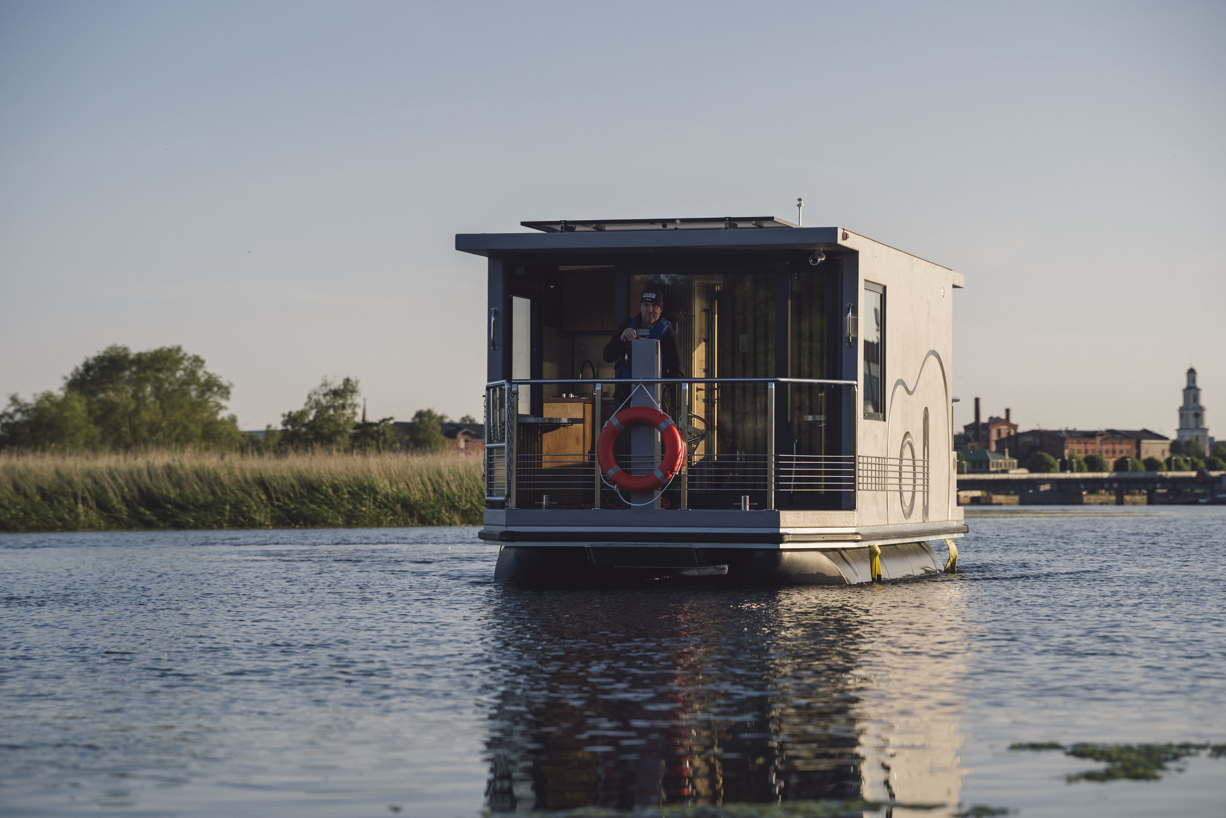 foto: 19 SHB Houseboat GTR 6.3