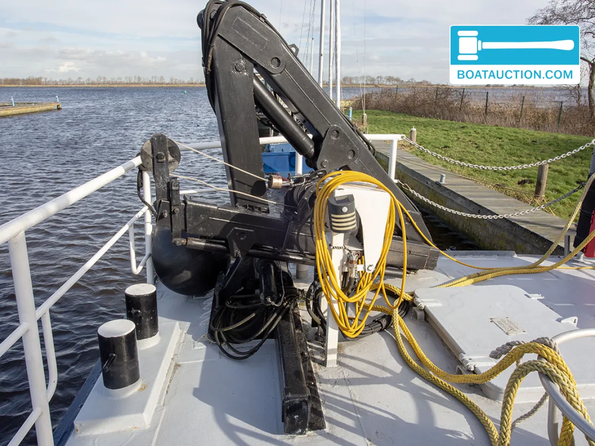 foto: 38 Bateau de patrouille 2300