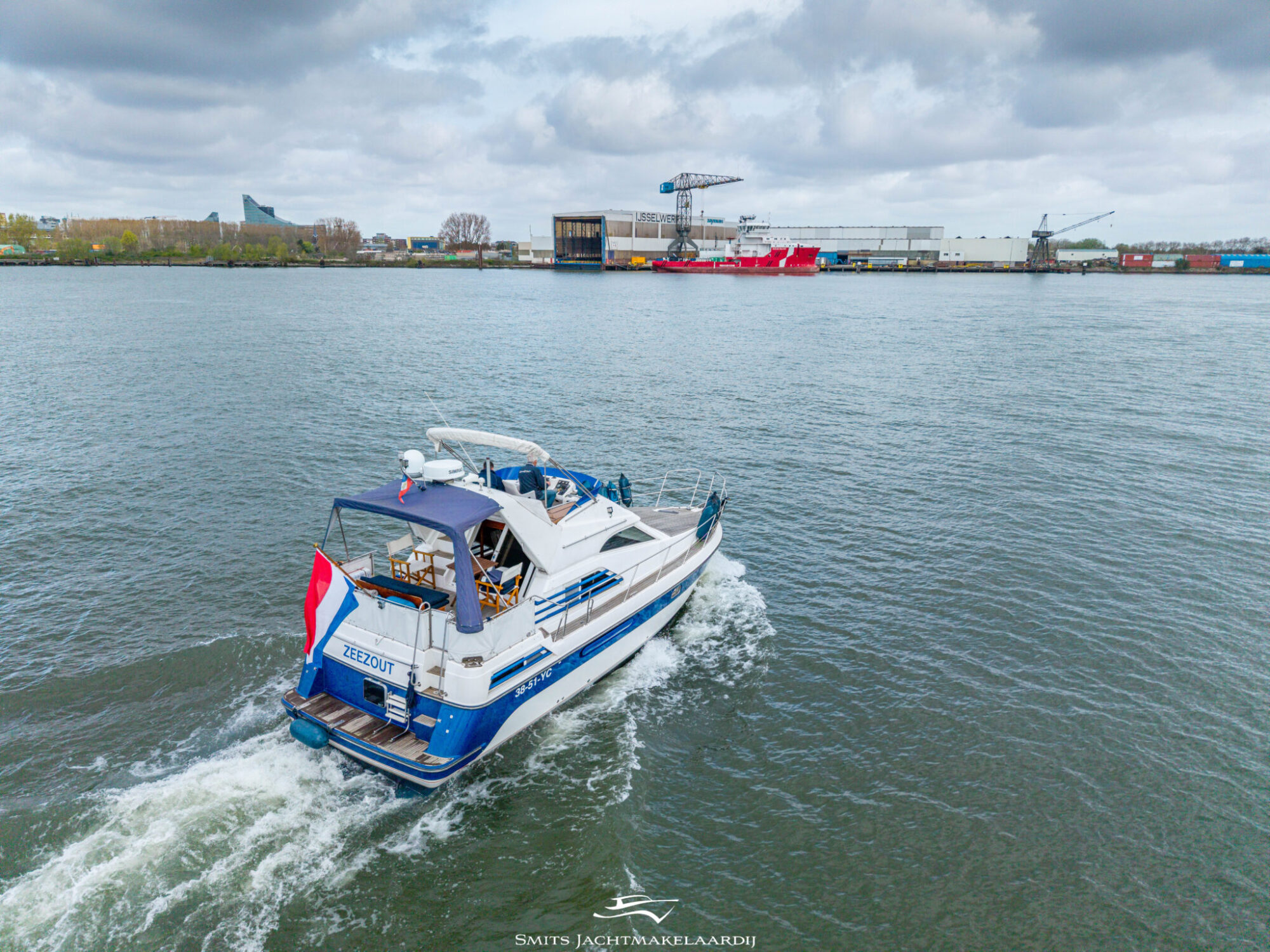 foto: 21 Astor Astor 37 Flybridge